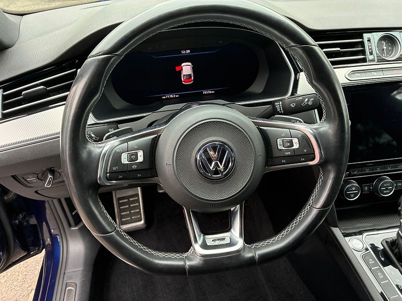 Volkswagen Arteon 2.0 TDi R-Line 4x4 140 kW - fotka 13 z 27