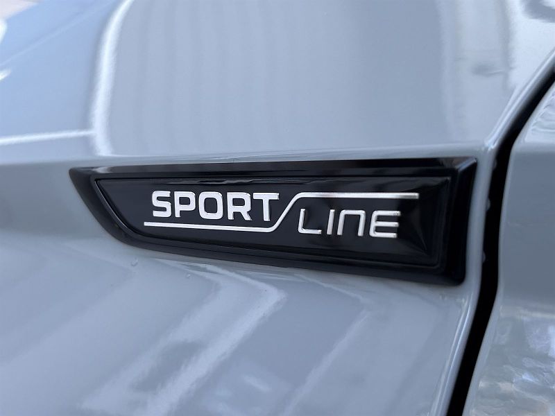 Škoda Karoq (2025) 2.0 TSI 4x4 DSG Sportline - fotka 30 z 37