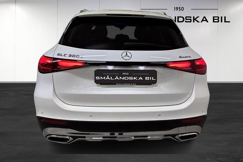 Mercedes-Benz GLC 300 e 4MATIC AMG Tažné - fotka 6 z 19