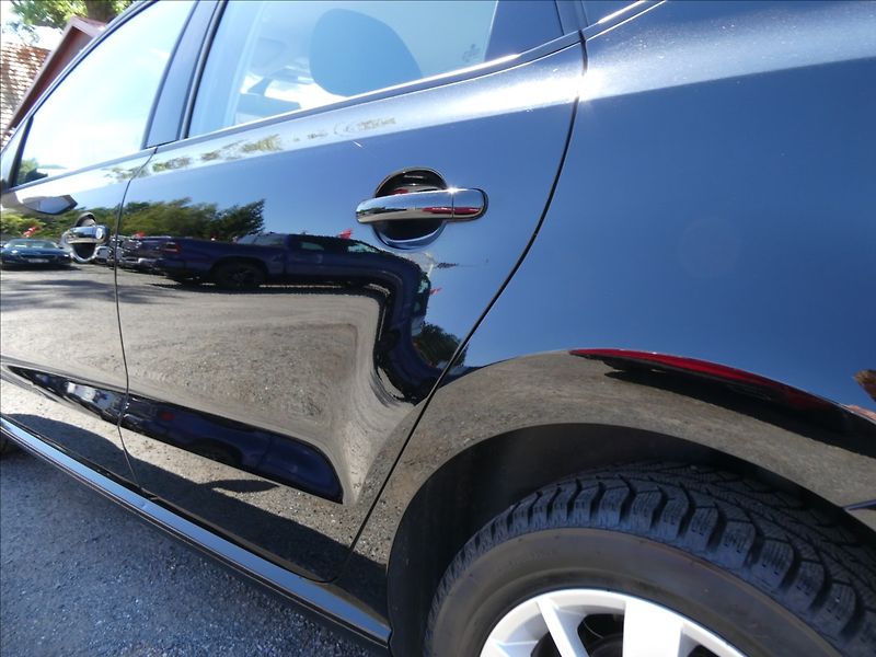Volkswagen Polo 1,2 TSi 66kW HIGHLINE,serviska - fotka 16 z 39