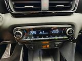 Toyota Yaris 1.5 TNGA HEV Executive VIP - náhled 27
