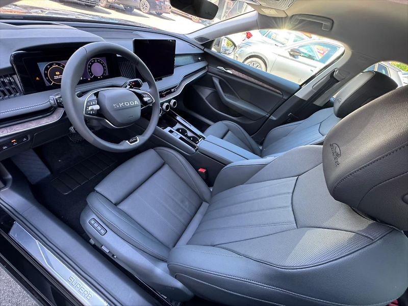 Škoda Superb (2026) 2,0 TDI 110 kW  L&K - fotka 9 z 10