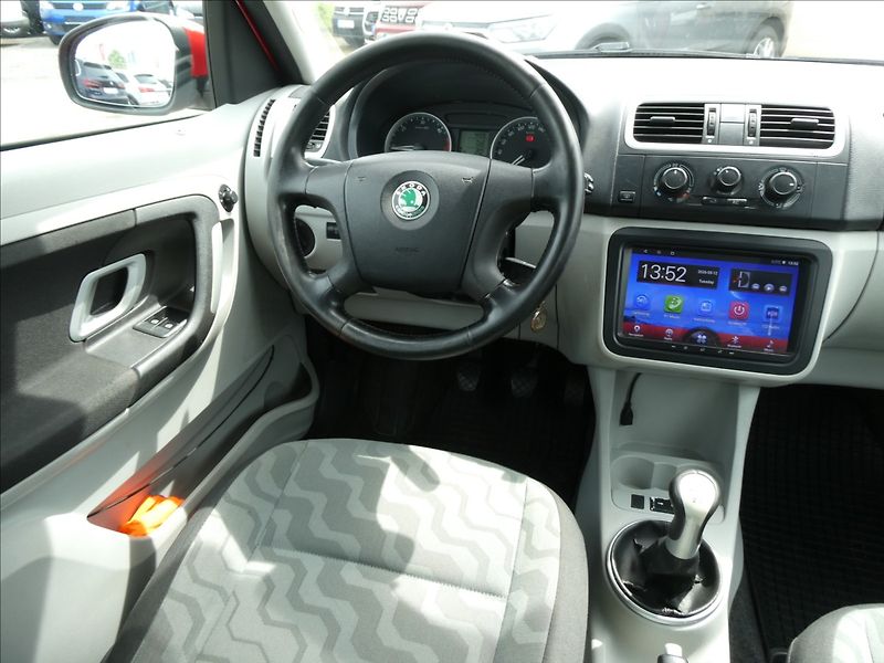 Škoda Roomster 1,9 TDi 77kW,ČR,2.majitel,klim - fotka 24 z 39