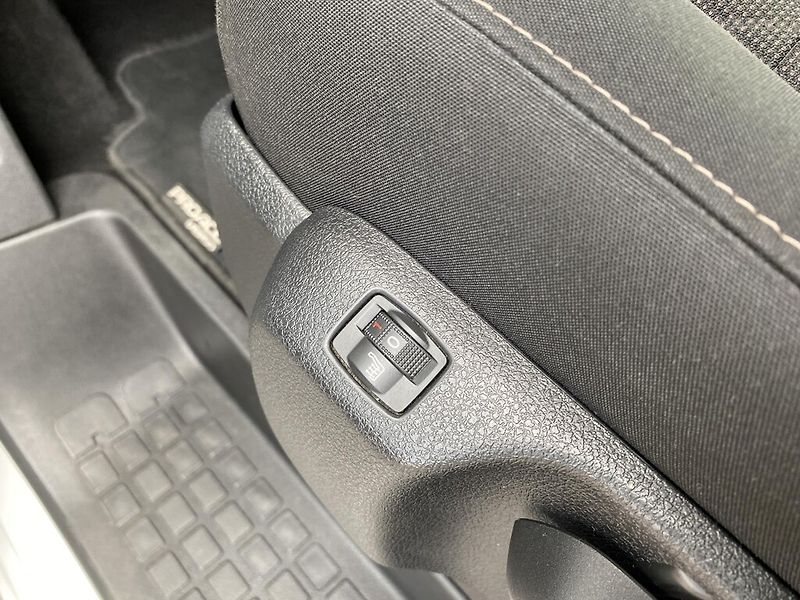 Toyota ProAce 2.0 D 130 kW AT Family - fotka 13 z 27