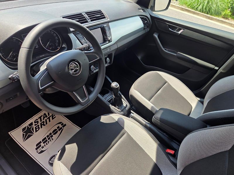 Škoda Fabia (2018) 1.0 TSI - fotka 8 z 9