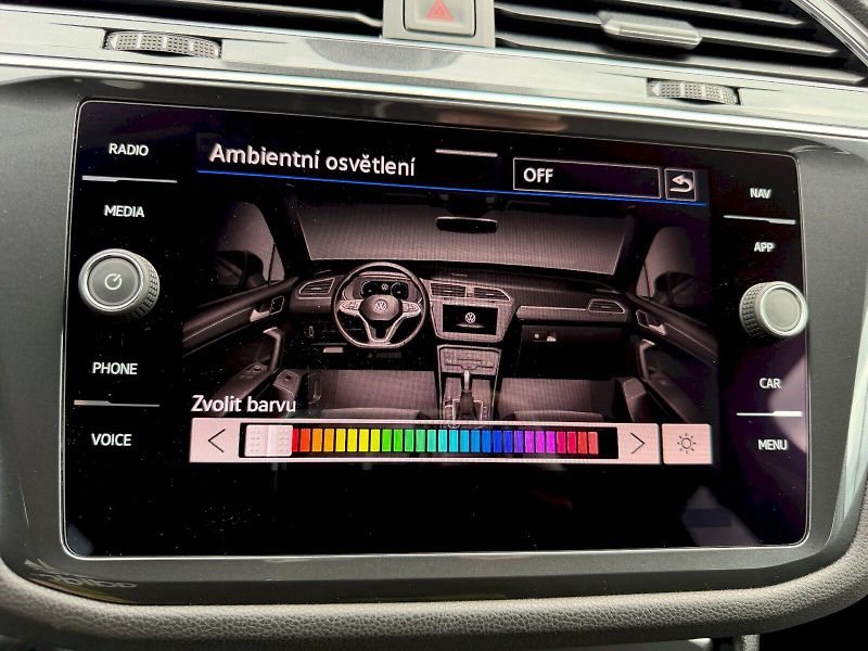 Volkswagen Tiguan Allspace (2022) 1.5 TSI 110 kW DSG Elegance - fotka 22 z 35