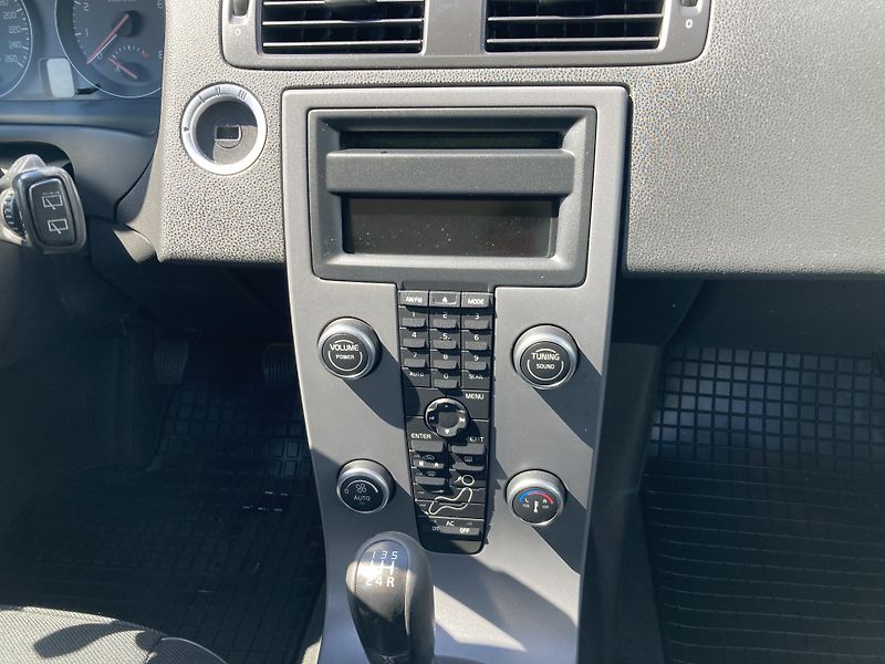 Volvo V50 (2008) 1,6i 74kW  - fotka 11 z 15