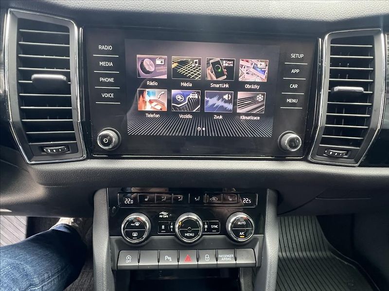 Škoda Kodiaq 2,0 TDi DSG 4X4 STYLE webasto - fotka 14 z 19