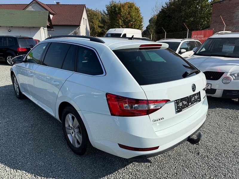 Škoda Superb 1.4 TSI AMBITION - fotka 4 z 13