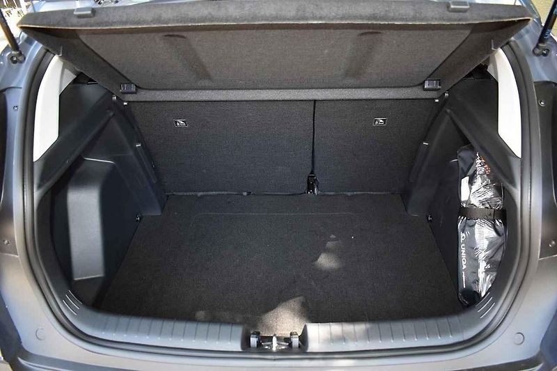Na venkovských silnicích se nám auto hodně líbilo