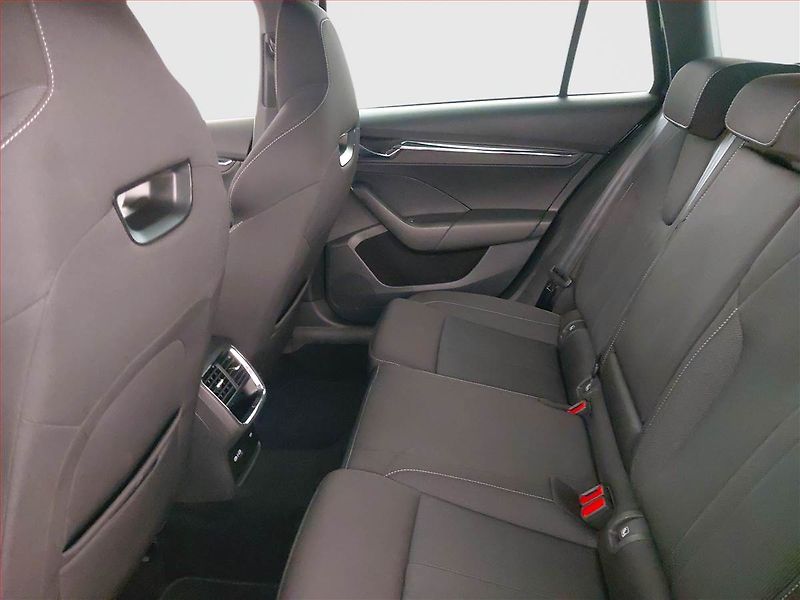 Škoda Octavia (2021) Sportline 1.5 TSI e-tec - fotka 10 z 22