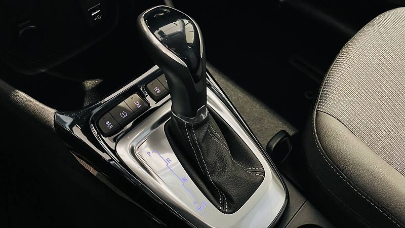 Opel Crossland Elegance F 12XHT 96kW/130HP AT - fotka 15 z 24