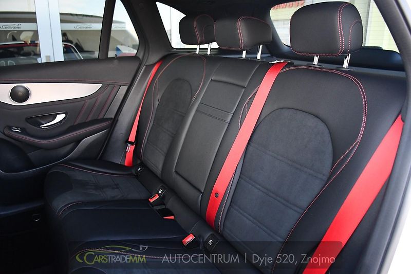Mercedes-Benz GLC 220d 4M AMG+ TAŽNÉ - fotka 18 z 51