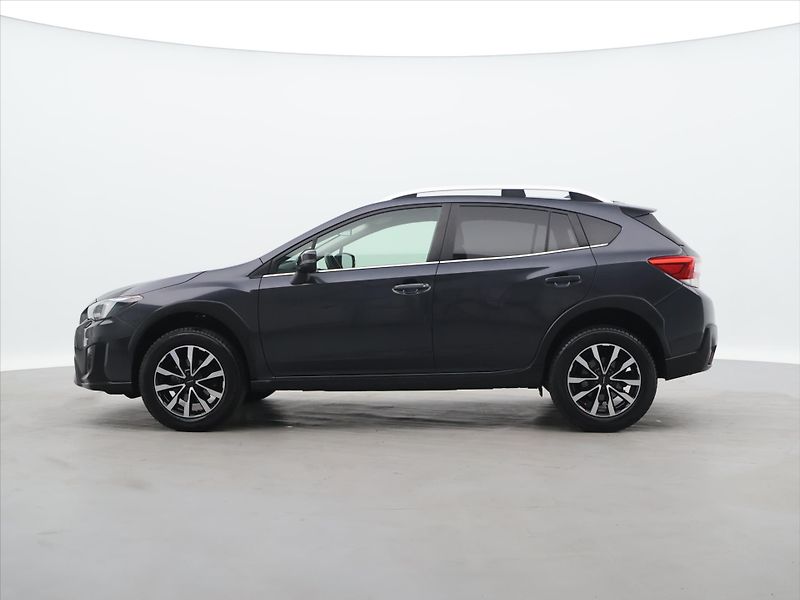 Subaru XV 2,0 i 115kW CVT Comfort 1.Maj - fotka 4 z 33