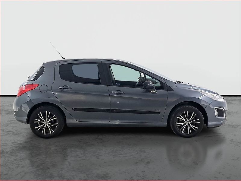 Peugeot 308 (2011) 1.6 HDi, nová STK - fotka 6 z 13