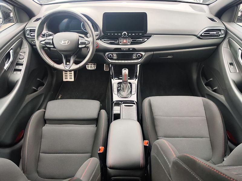 Hyundai i30 1.5 T-GDI/103kW N-Line DCT - fotka 14 z 35