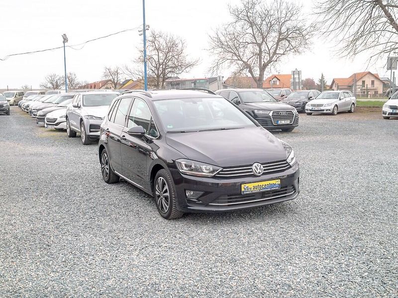 Volkswagen Golf Sportsvan (2017) 1.4TSI 110KW DSG – NAVI - fotka 3 z 50