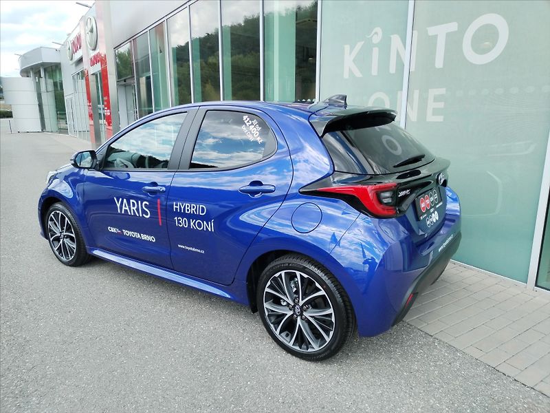 Toyota Yaris 1.5 HYBRID e-CVT  STYLE 116 k - fotka 10 z 14