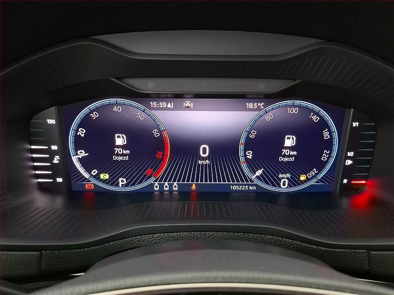Škoda Karoq (2021) Style 1.5 TSI - fotka 11 z 18