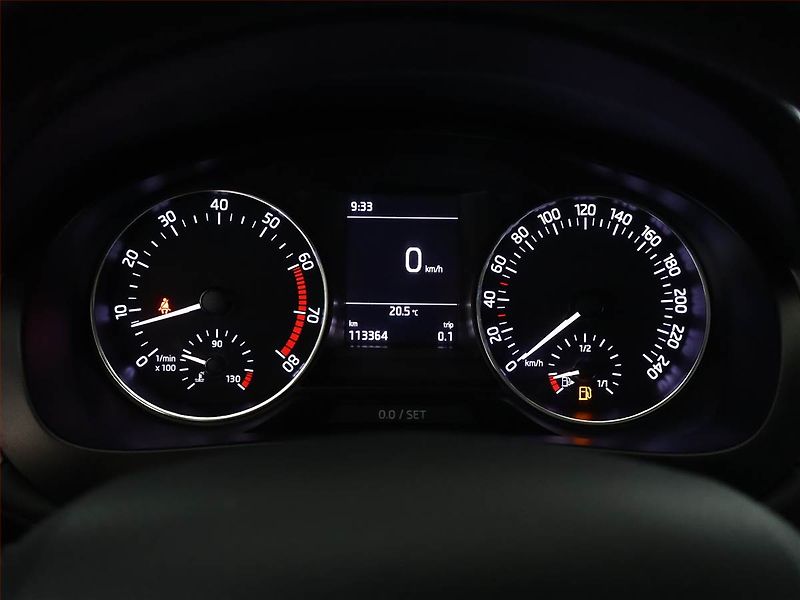 Škoda Rapid (2017) Spaceback 1.2 TSI - fotka 9 z 16