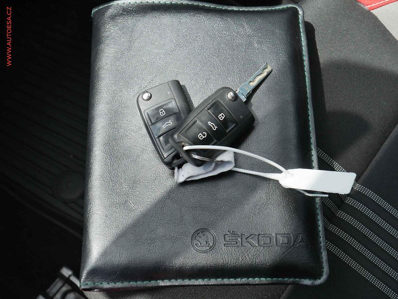 Škoda Rapid (2015) 1.2 TSi, 2.maj,ČR, Monte - fotka 15 z 15