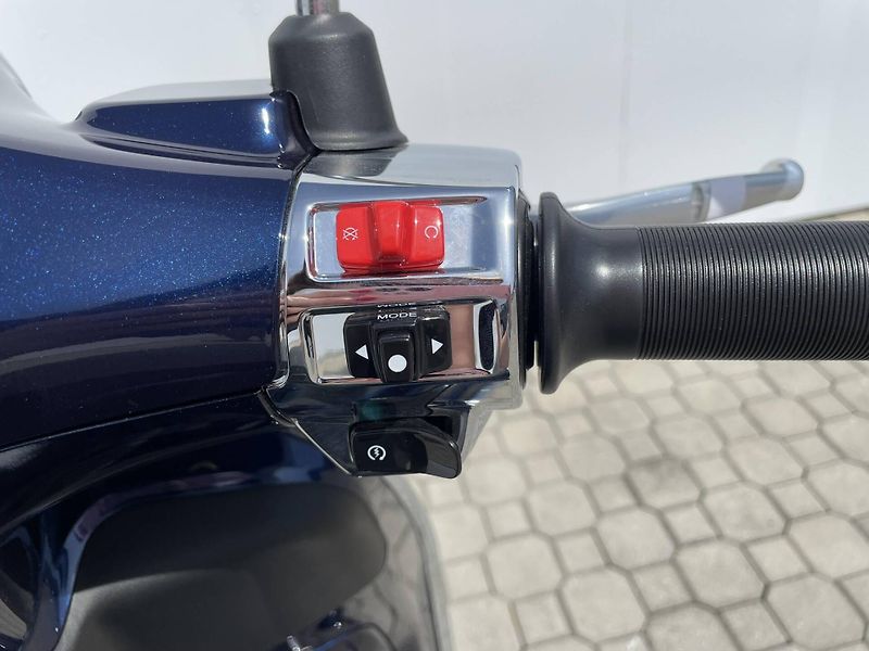 Vespa (2025) Primavera 125 EU5+ - fotka 11 z 11