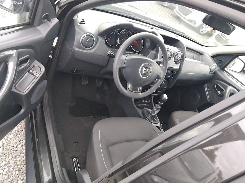 Dacia Duster (2016) - fotka 17 z 21