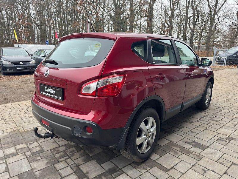Nissan Qashqai (2012) 2.0 BA+LPG, 4x4 - fotka 5 z 28