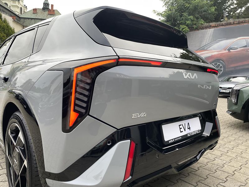 Kia EV4 (2025) GT-LINE 150 KW  