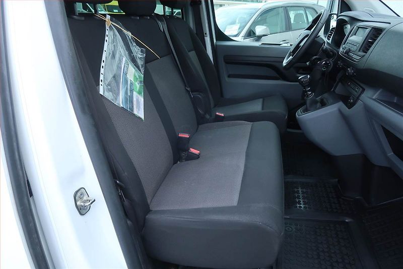 Opel Vivaro (2021) 2.0 CDTI, Bus, 9Míst, SR - fotka 9 z 16