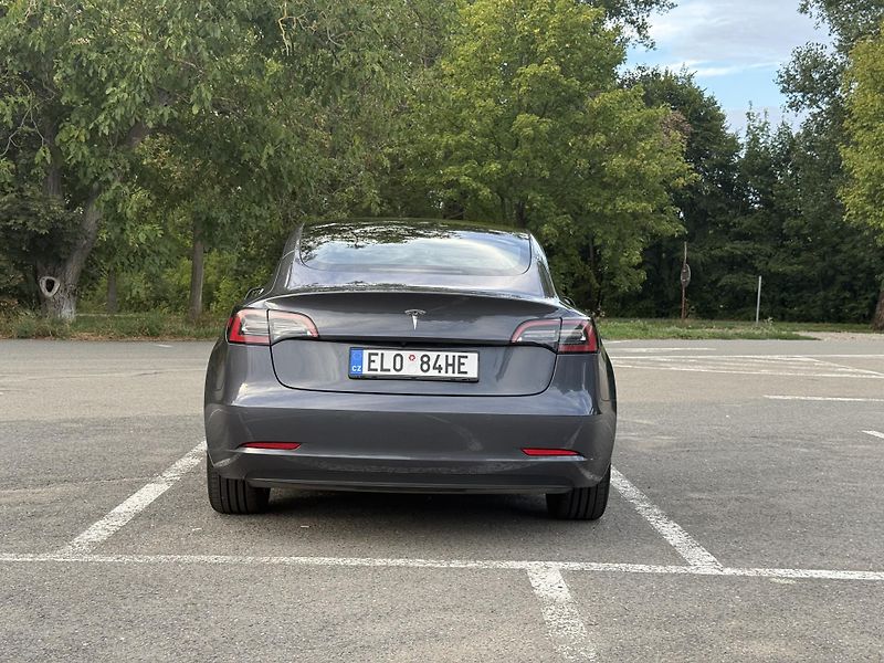 Tesla Model 3 (2022) LR, 93 %, tažné, Ryzen, Matrix - fotka 6 z 30