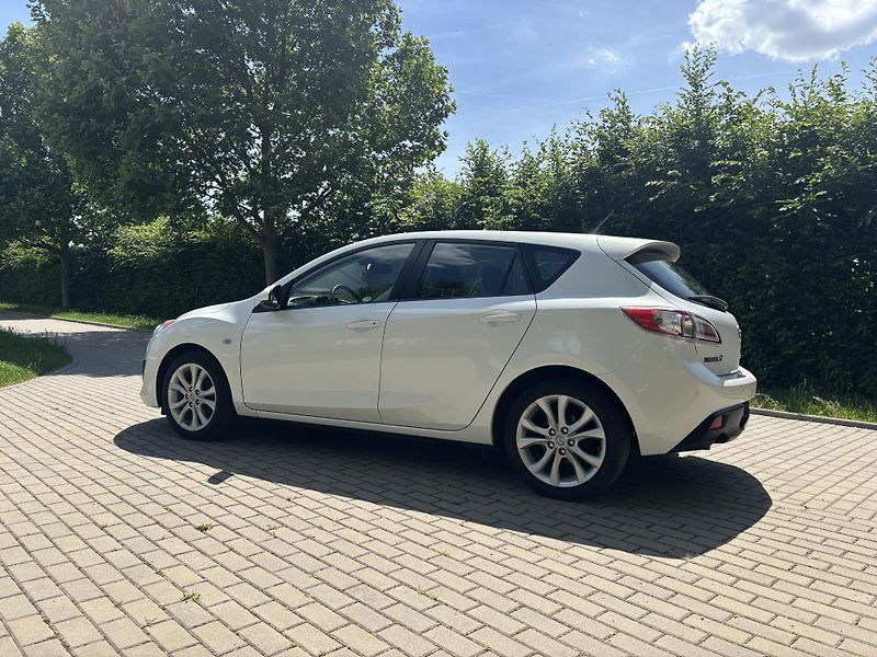 Mazda 3 1.6 Active Plus - fotka 5 z 30
