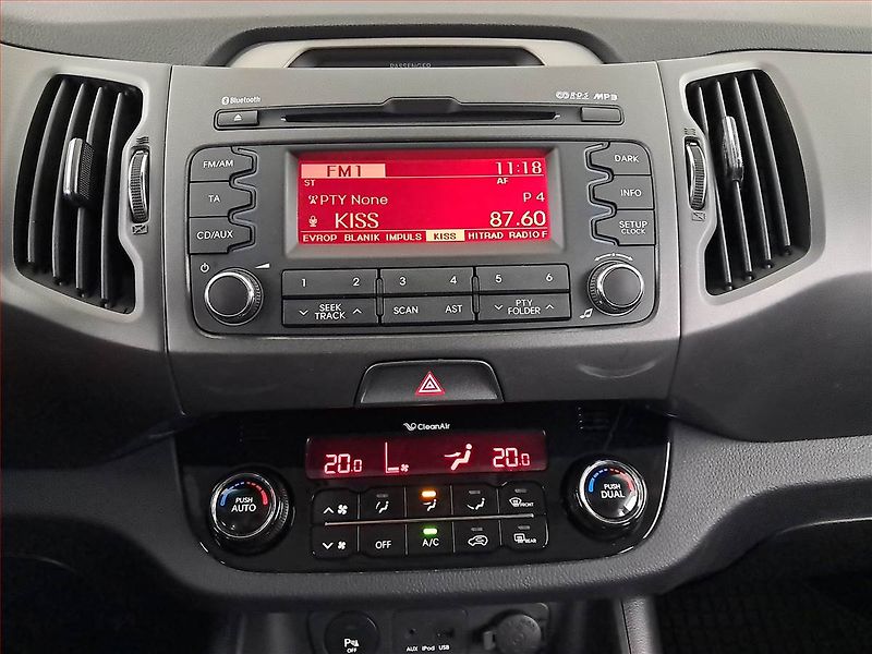 Kia Sportage (2013) 1.6 GDI, Tempomat - fotka 12 z 18
