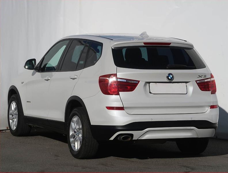 BMW X3 (2015) xDrive20d, 4X4, Automat - fotka 4 z 22