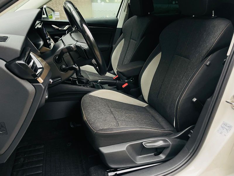 Škoda Scala 1.6TDI AUTOMAT SERVISKA TAŽNÉ - fotka 29 z 46