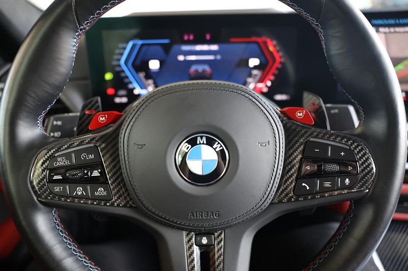 BMW M4 Competition M xDrive - fotka 33 z 35