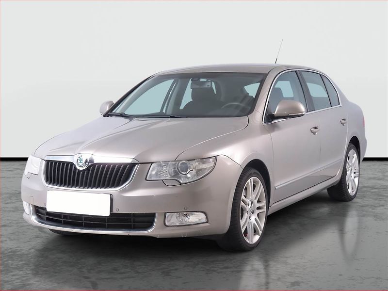 Škoda Superb (2009) 3.6 FSI V6, 4X4, Automat - fotka 2 z 16