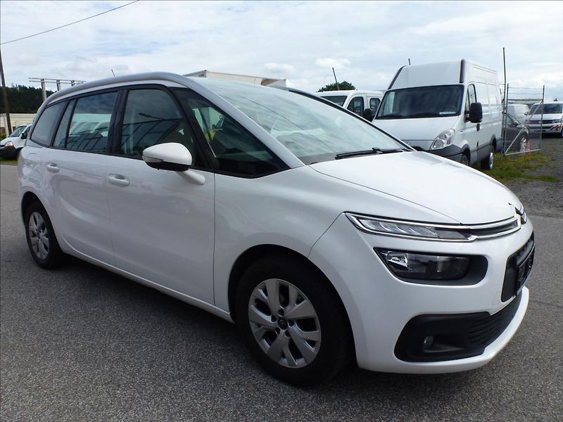 Citroën Grand C4 Picasso 1,2 PureTech 130HP Turbo 6MAN - fotka 6 z 51