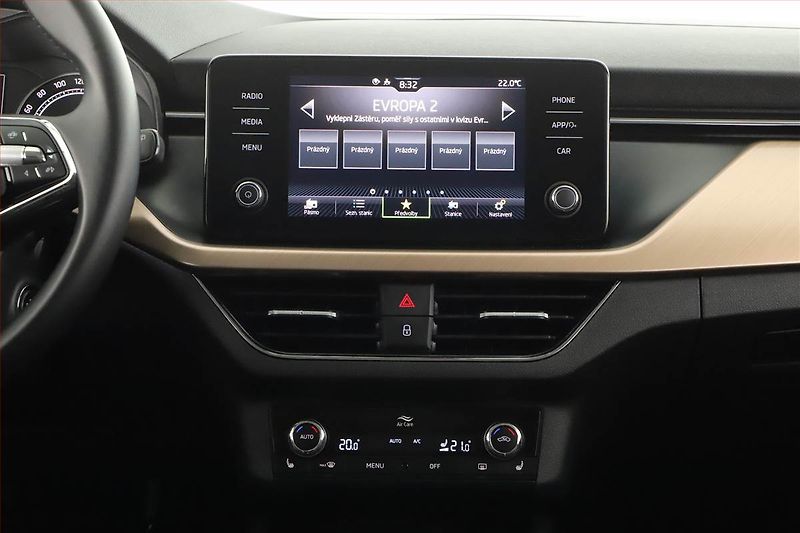 Škoda Scala (2023) Style 1.0 TSI, ČR,1.maj - fotka 14 z 20