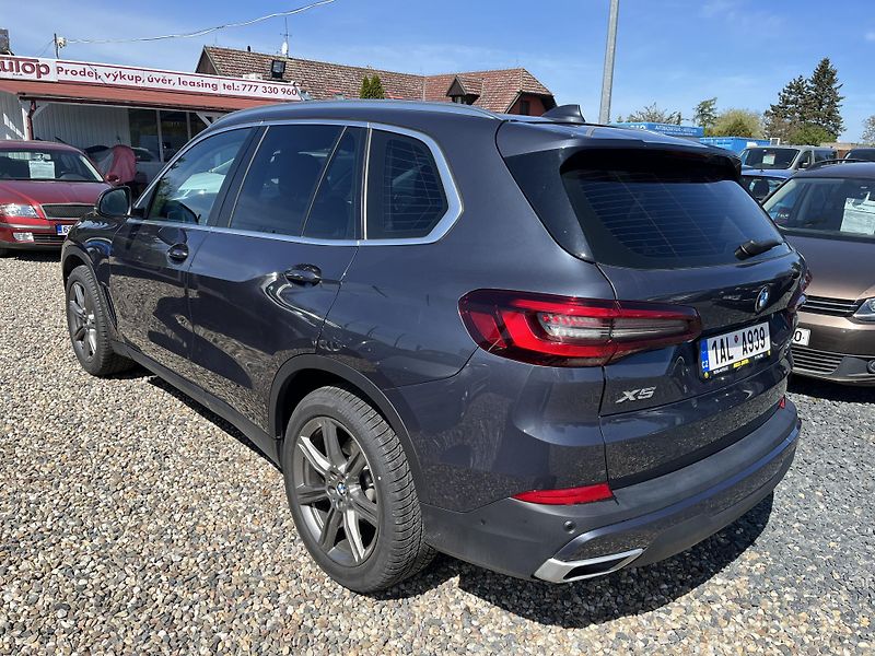 BMW X5 25D XDRIVE  - fotka 7 z 31