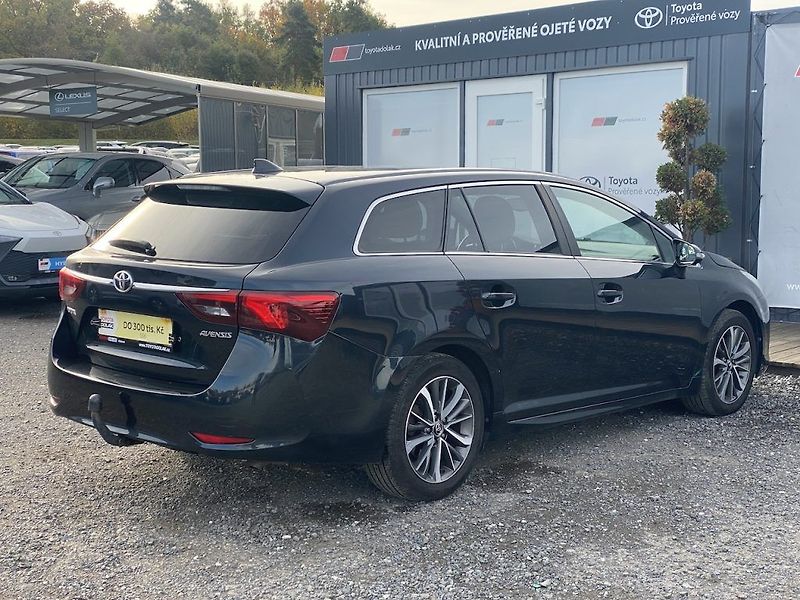 Toyota Avensis 2.0D, ČR, Trend, tažné, navi - fotka 7 z 18