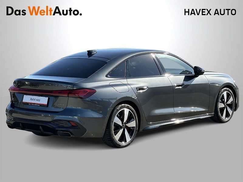 Audi A5 (2025) e-hybrid quattro AT - fotka 2 z 36