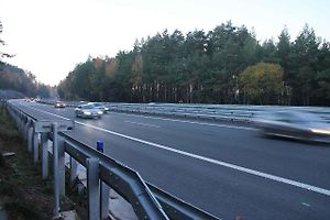 Řidiči překračují nejvyšší povolenou rychlost na dálnicích, silnicích nebo v ulicích měst, často a z různých důvodů.