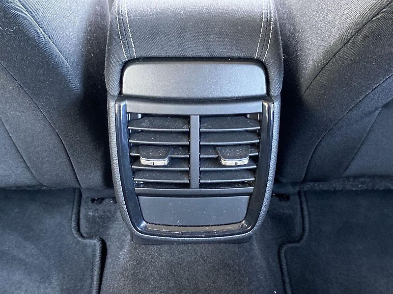 Škoda Scala (2025) 1.0 TSI Selection - fotka 24 z 31
