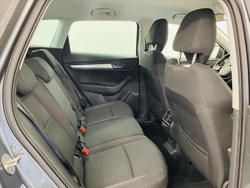 Škoda Karoq 2,0 TDI 85kW Selection - fotka 7 z 27