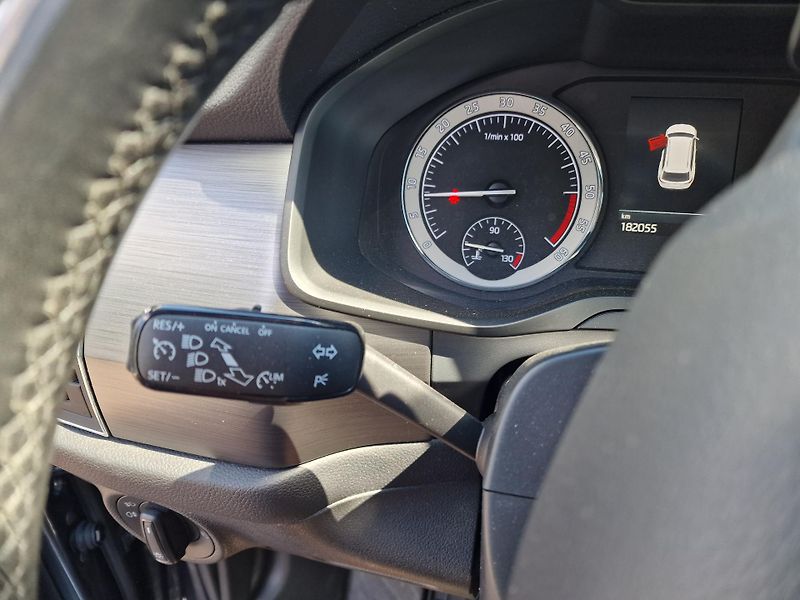 Škoda Kodiaq 2,0TDI 110KW NAVI VÝHŘEV  - fotka 17 z 21