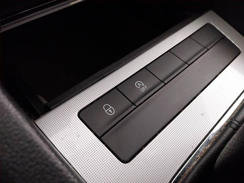 Škoda Octavia (2017) Ambition 1.6 TDI, Serv.kniha - fotka 17 z 19