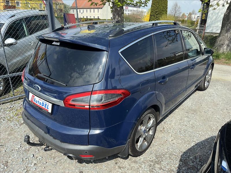 Ford S-MAX 2,2 TDCi 147kW  ACC,Xenon,Navi - fotka 7 z 45