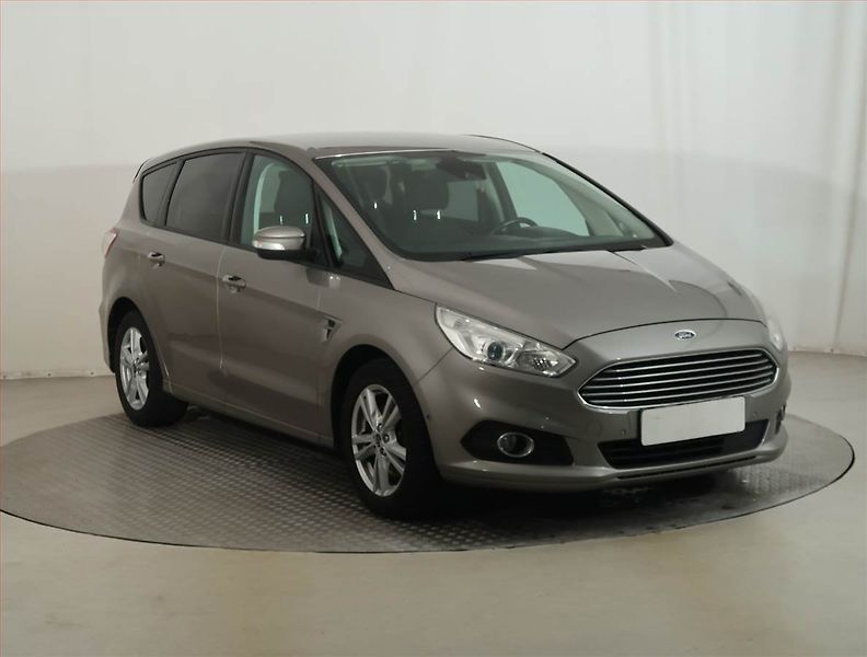 Ford S-MAX (2016) 2.0 TDCi, 7 míst, Navi - fotografie inzerátu
