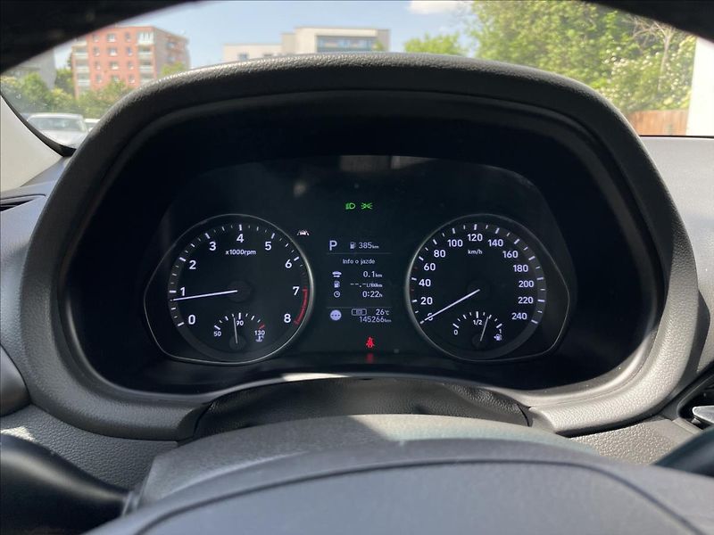 Hyundai i30 1,5 T-GDI DCT Family Smart NAV - fotka 8 z 22